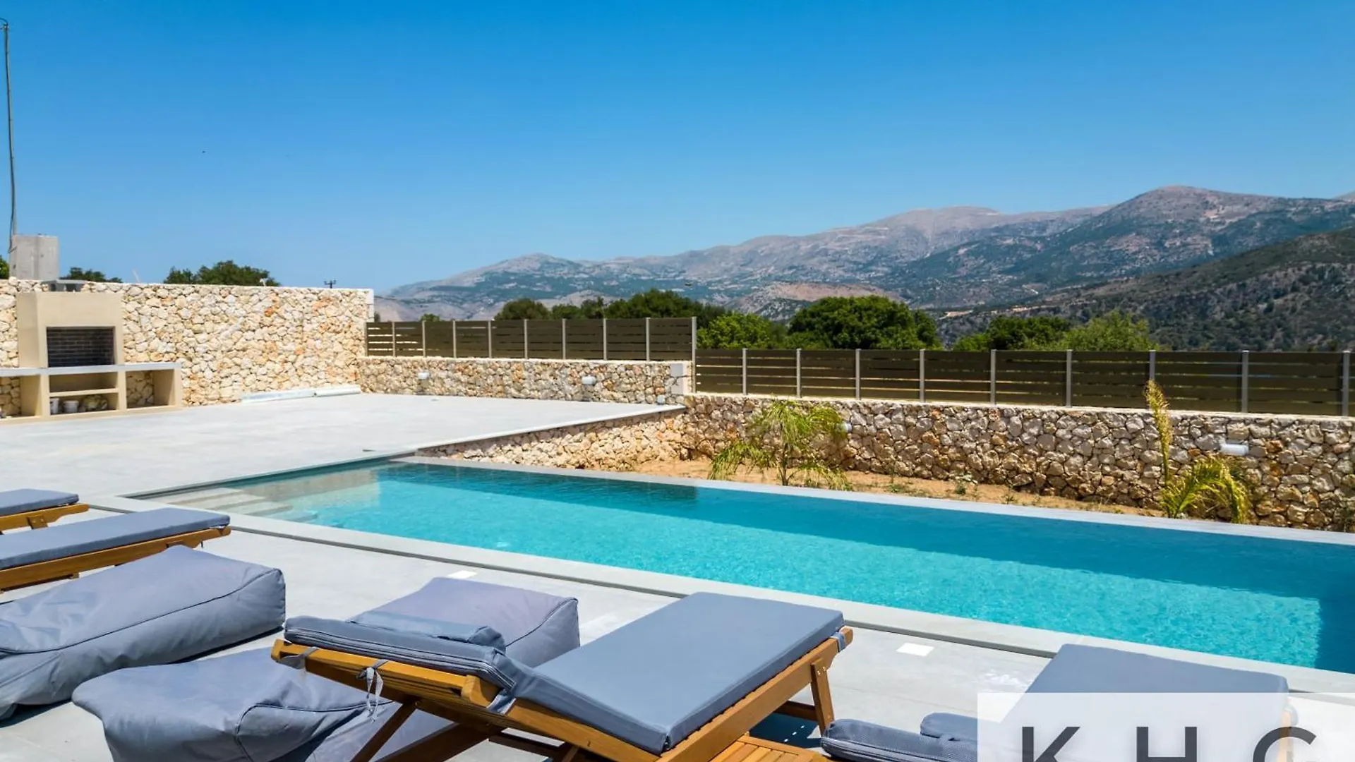 Βιλα Ελευθερία Με Ιδιωτικη Πισινα 5 Λεπτα Απο Το Αργοστολι Apartment Argostoli  Greece